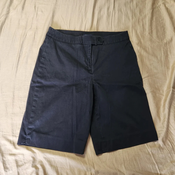 Jones New York Pants - Jones New‎ York black shorts size 14